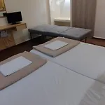 Sweetmar Guest Rooms-Ground Floor 3*