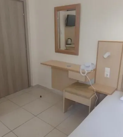 Sweetmar Guestrooms-ground Floor Penzion