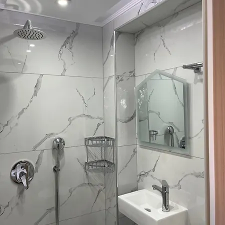 Guest house Sweetmar Guest Rooms-ground Floor 3*