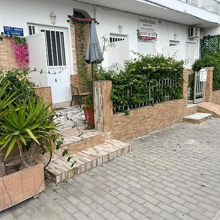 Sweetmar Guest Rooms-Ground Floor Gasthuis Kos-stad