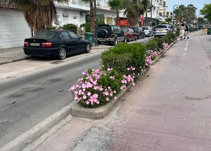 Sweetmar Guest Rooms-Ground Floor Pensionat